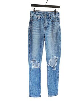 American Eagle  Strigid Mom Jean Distressed Womens size 2 Long